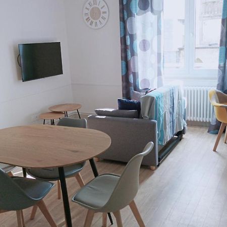 Loudeac : Appartement T2 Chaleureux Centre Ville Ngoại thất bức ảnh