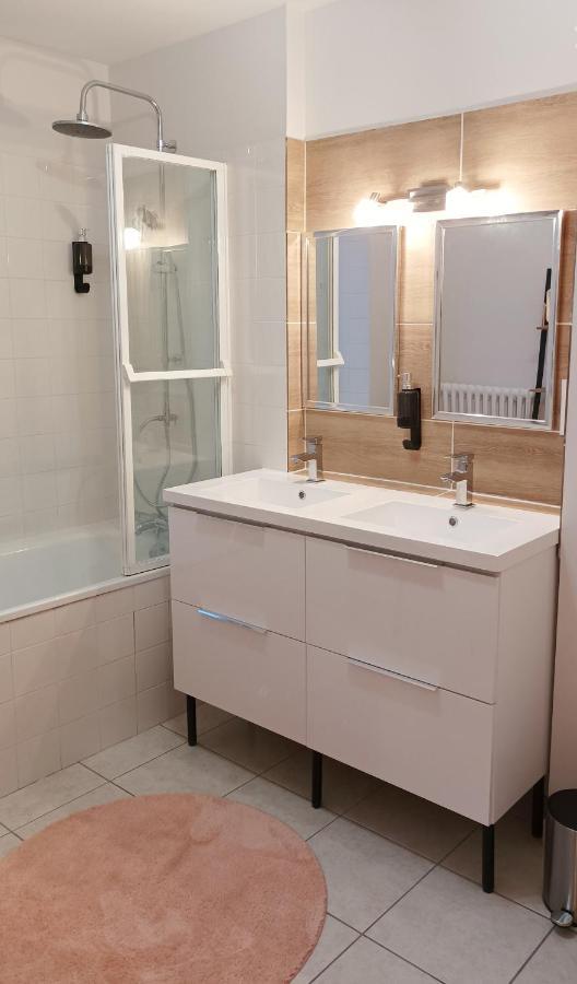 Loudeac : Appartement T2 Chaleureux Centre Ville Ngoại thất bức ảnh